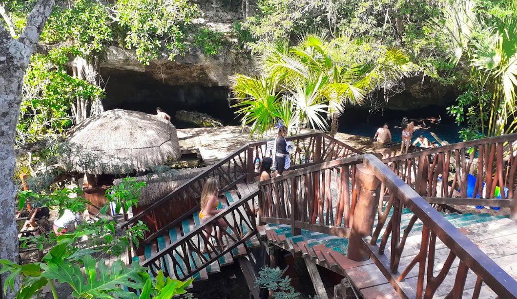Tulum AND GRAN CENOTE SLIDER